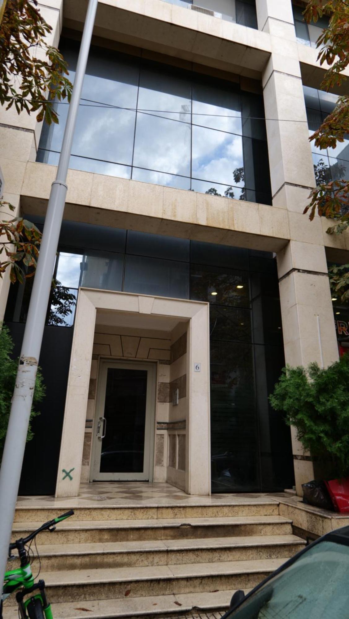 Top Location Kristi Apartments 05 Tiranë Ngoại thất bức ảnh